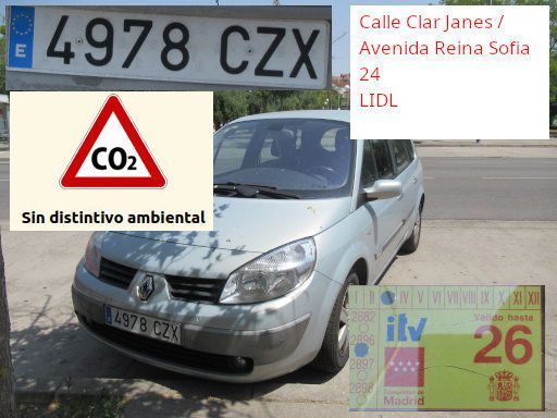 Veh&iacute;culos abandonados, verlassene Fahrzeuge, Legan&eacute;s, Spanien, Renault Scenic, Kennzeichen 4978 CZX, Erstzulassung September 2004, Calle Clar Janes / Avenida Reina Sofia 24, 28919 Legan&eacute;s im Juli 2026