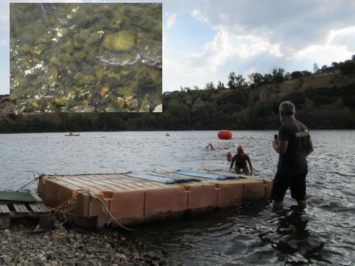 IX Traves&iacute;a a nado Los &Aacute;ngeles de San Rafael 2026, Schwimmwettbewerb, Los &Aacute;ngeles de San Rafael, Spanien, Wasser am Ufer 20&deg; Celsius