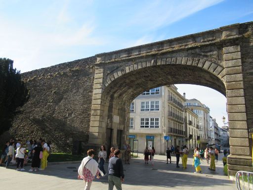 Lugo, Spanien, Stadttor Bischof Aguirre