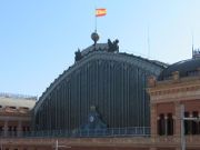 Bahnhof Atocha, Madrid, Spanien, Außenansicht vom Plaza del Emperador Carlos V