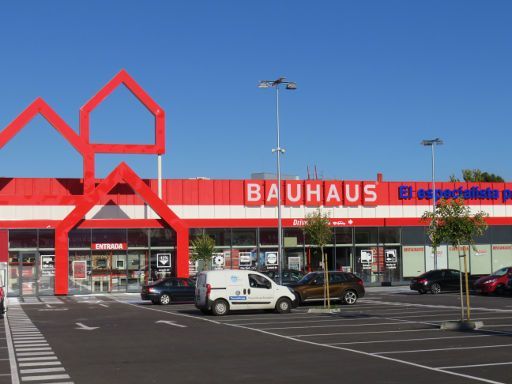 BAUHAUS®, Madrid, Spanien, Filiale in der Calle Campezo 12, 28022 Madrid