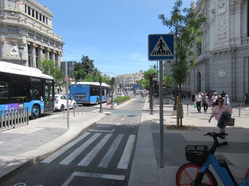 Fahrradwege, Radwegenetz, Madrid, Spanien, Fahrradweg Calle de Alcalá Nähe Gran Vía, 28014 Madrid