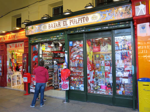 City Post, Spanien, Andenkengeschäft Bazar El Pulpito am Plaza Mayor in 28012 Madrid