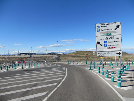 Ciudad Real Madrid, Training, Valdebebas Park, Anfahrt zum Parkplatz