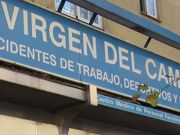 Clinica Virgen del Camino, Madrid, Spanien, Eingang Clinica Virgen del Camino, Paseo de las delicias 150, 28045 Madrid