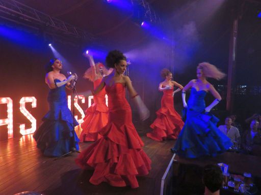 Diva’s Disco by Roser, Madrid, Spanien, Dreamgirls als Transvestiten und als Frauen