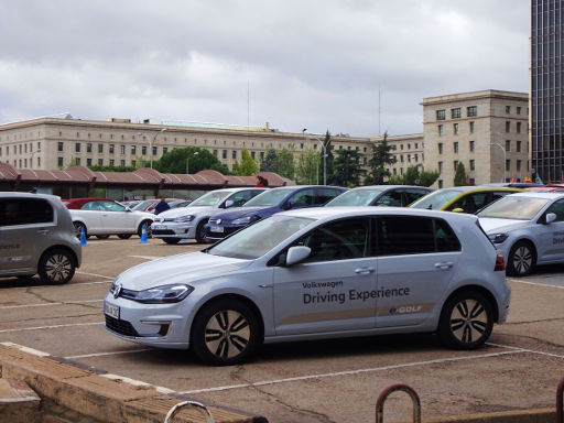 e-Roadshow Volkswagen 2018, Madrid, Spanien, e-Golf Volkswagen Driving Experience