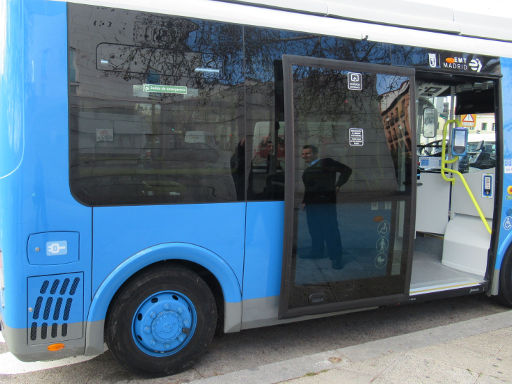 EMT Línea cero, Elektro Microbus, Madrid, Spanien, Wolta Microbus Einstieg