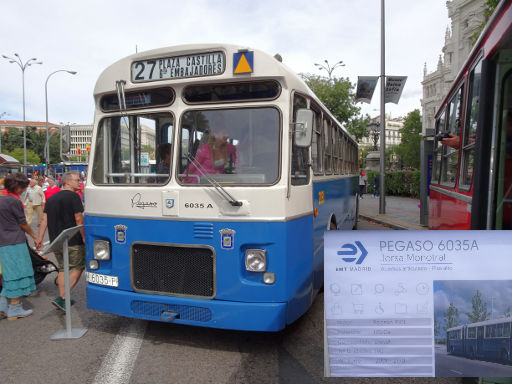 European mobility week, 2019, Madrid, Spanien, Gelenkbus Diesel Pegaso 6035A