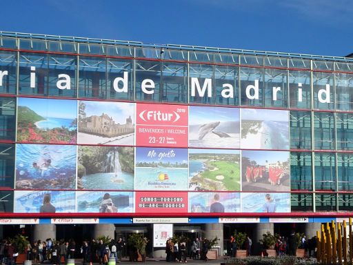 Fitur 2019 International Tourism Trade Fair, Madrid, Spanien, Haupteingang im Süden in der Nähe der Metro Station