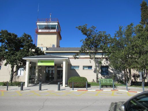 Flughafen Cuatro Vientos, QYU, Madrid, Spanien, Terminal, Passagiere, Sicherheitskontrolle