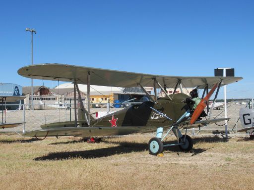 Fundación Infante de Orleans, Museo de aviones históricos en vuelo, Madrid, Spanien, Polikarpov Po-2