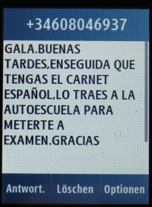 GALA Autoescuela, Fahrschule, Madrid, Spanien, SMS mit dem Hinweis zum Führerscheinumtausch auf einem Samsung GT-C3300K