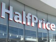 HalfPrice Great brands, Madrid, Spanien, HalfPrice Great brands, Filiale Avenida de los Premios Nobel Europa 5, 28850 Torrejón de Ardoz