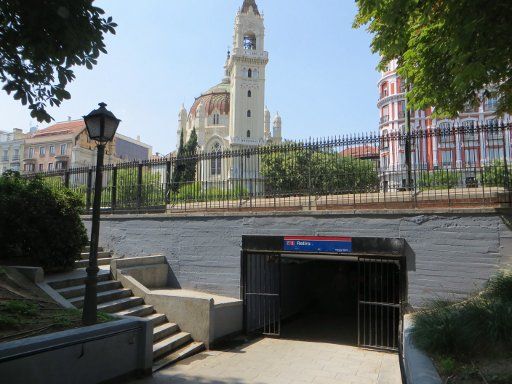 Retiro Park, Madrid, Spanien, Ausgang der Metro Station Retiro