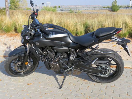 Kfz-Steuer, Madrid, Spanien, Yamaha MT–07 mit 689 cm³ Hubraum