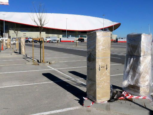 Ladestationen Elektrofahrzeuge, Madrid, Spanien, Fußballstadion Wanda® Metropolitano mit Ladestationen Circutor Urban M22