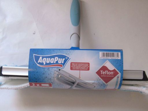 Lidl España, Madrid, Spanien, AquaPur® Fensterwischer mit Abzieher