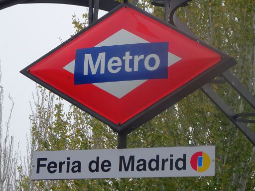 Madrid Horse Week 2018, Madrid, Spanien, Metro Station „Feria de Madrid“ Linie 8