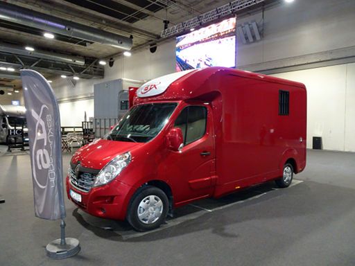 Madrid Horse Week 2019, Madrid, Spanien, STX Pferdetransporter