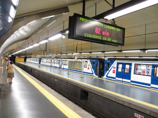 Metro, Madrid, Spanien, Station Campamento