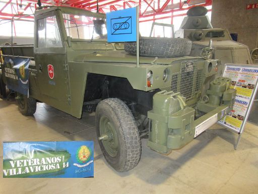 No sólo Militaria November 2023, Madrid, Spanien, Land Rover Geländewagen