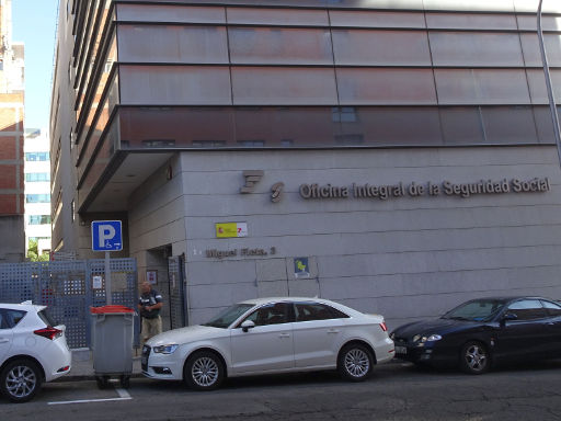 Oficina Integral de la Seguridad Social, Madrid, Spanien, Eingang Calle Miguel Fleta 3, 28037 Madrid
