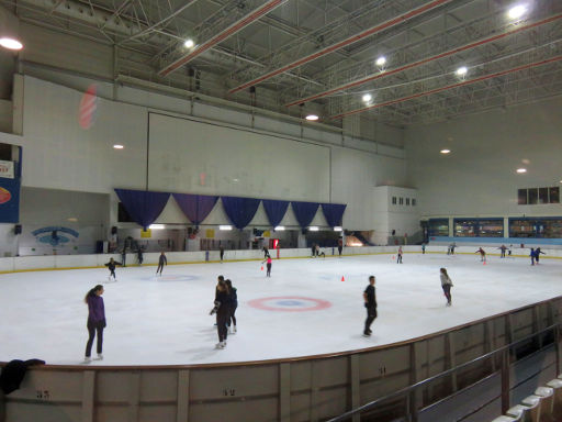 Palacio de Hielo, Eisbahn, Madrid, Spanien, Halle mit hoher Decke