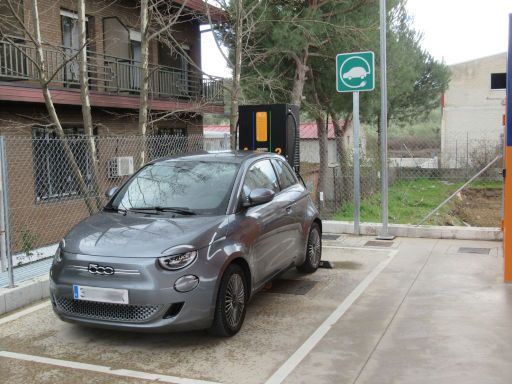 Plenergy, Elektro Lades&auml;ulen, Madrid, Spanien, Plenergy, Calle / Via Sandro Pertini 6, 28695 Navas del Rey