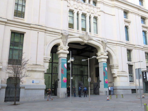 Rathaus, Palacio de Cibeles, Madrid, Spanien, Rathaus, Außenansicht, Eingang Calle de Montalbán 1 in 28014 Madrid