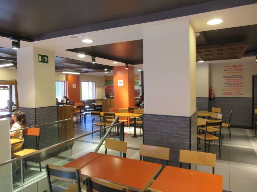 BURGER KING®, Madrid, Spanien, Gastraum in der ersten Etage
