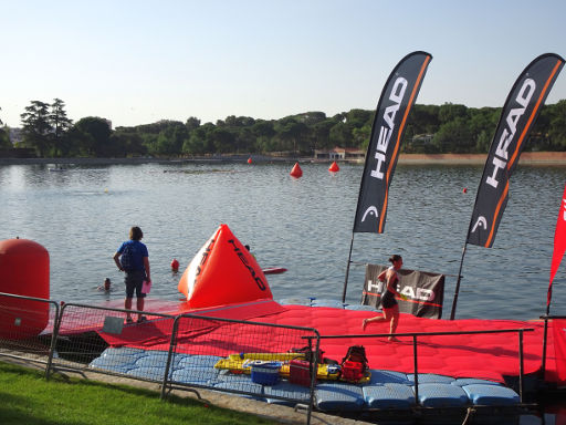 Santander Triatlón del Madrid 2019, Madrid, Spanien, Ziel Schwimmen