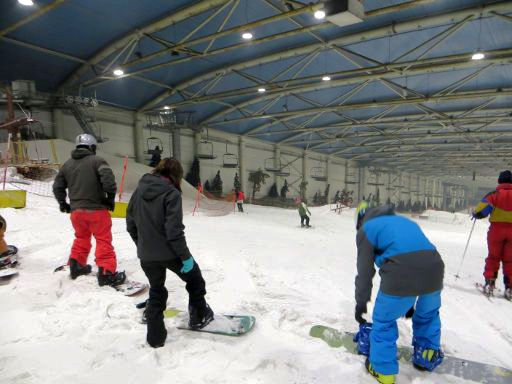 Madrid SnowZone, Madrid, Spanien, Snowboard Fahrer