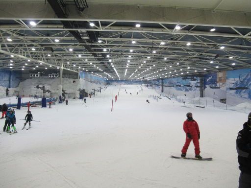 SNOZONE® Madrid, Madrid, Spanien, Tal – Blick auf die gesamte Piste