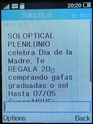 Soloptical®, Madrid, Spanien, Muttertag 2023 SMS auf einem Alcatel 2051X