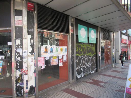 Strukturwandel Ladengeschäfte, Madrid, Spanien, Orange™ Filiale in der Calle de Alcalá, 2023 geschlossen