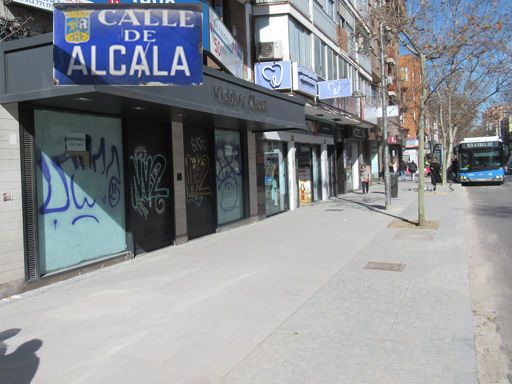 Strukturwandel Ladengeschäfte, Madrid, Spanien, Kiddy’s Class, Calle de Alcalá, 2023 geschlossen