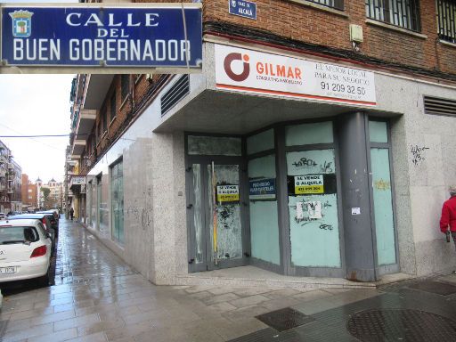 Strukturwandel Ladengeschäfte, Madrid, Spanien, unbekanntes Ladengeschäft, Calle de Alcalá Kreuzung Calle del Buen Gobernador, 2023 geschlossen