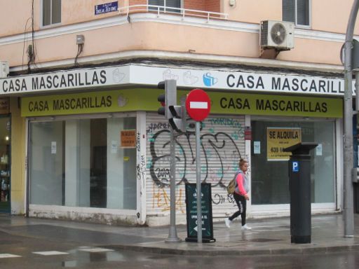 Strukturwandel Ladengeschäfte, Madrid, Spanien, Casa Mascarillas, Calle de Alcalá Ecke Calle del Concejal Julio Gomez, 2023 geschlossen