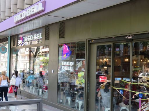 Taco Bell®, Madrid, Spanien, Taco Bell® Restaurant in der Calle Princesa 3