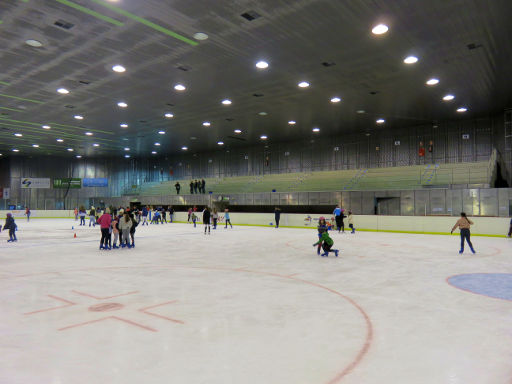 Pista de Hielo de Valdemoro, Eisbahn, Madrid, Spanien, Tribüne