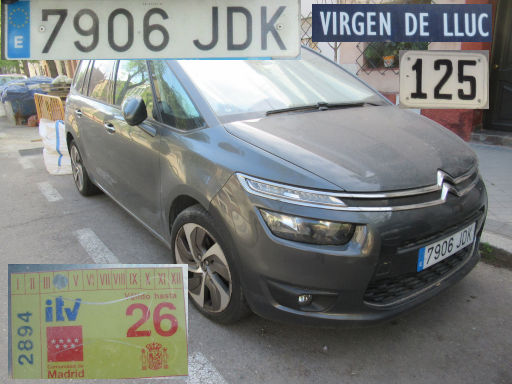 Veh&iacute;culos abandonados, verlassene Fahrzeuge, Madrid, Spanien, Citro&euml;n C4 Picasso, Kennzeichen 7906 JDK, Erstzulassung M&auml;rz 2015, Calle Virgen de Lluc 125, 28027 Madrid im April 2026