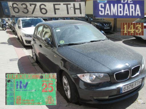 Veh&iacute;culos abandonados, verlassene Fahrzeuge, Madrid, Spanien, BMW 118d, Kennzeichen 6376 FTH, Erstzulassung Juli 2007, Calle Sambara 143, 28027 Madrid im April 2026