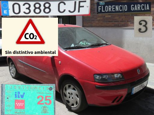 Vehículos abandonados, verlassene Fahrzeuge, Madrid, Spanien, Fiat Punto JTD, Kennzeichen 0388 CJF, Erstzulassung Juni 2003, Calle Florencio Garcia 3, 28027 Madrid im April 2026