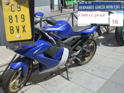 Vehículos abandonados, verlassene Fahrzeuge, Madrid, Spanien, Mofa Yamaha TZR 50, Kennzeichen C 9819 BVX, Erstzulassung Mai 2002, Calle Hermanos Gracia Noblejas 16, 28037 Madrid im April 2026