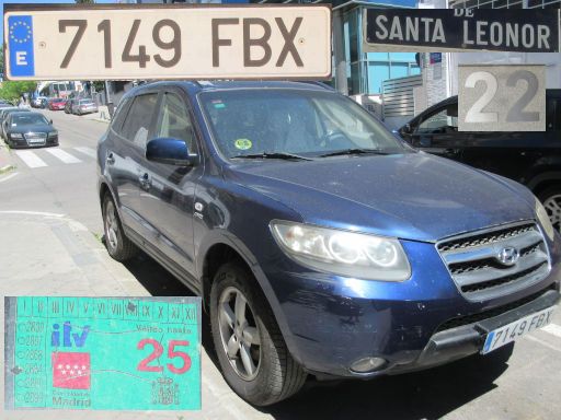 Veh&iacute;culos abandonados, verlassene Fahrzeuge, Madrid, Spanien, Hyundai Santa Fe CRDI 4WD, Kennzeichen 7149 FBX, Erstzulassung Juni 2006, Calle Santa Leonor 22, 28037 Madrid im April 2026