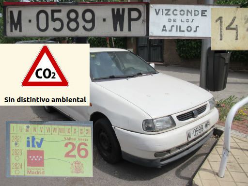 Vehículos abandonados, verlassene Fahrzeuge, Madrid, Spanien, Seat Cordoba, Kennzeichen M 0589 WP, Erstzulassung Oktober 1998, Calle Vizconde de los Asilos 14, 28027 Madrid im April 2026