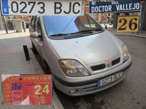Vehículos abandonados, verlassene Fahrzeuge, Madrid, Spanien, Renault Scenic, Kennzeichen 0273 BJC, Erstzulassung April 2001, Calle Doctor Vallejo 26, 28027 Madrid im April 2026