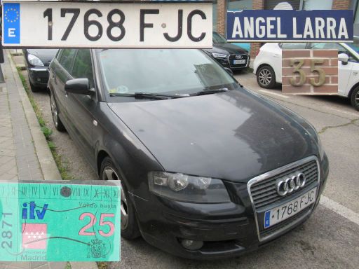 Vehículos abandonados, verlassene Fahrzeuge, Madrid, Spanien, Audi A3, Kennzeichen 1768 FJC, Erstzulassung November 2006, Calle Angel Larra 35, 28027 Madrid im April 2026