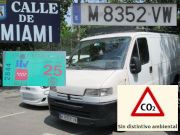 Vehículos abandonados, verlassene Fahrzeuge, August 2025, Madrid, Spanien, Fiat Ducato, Kennzeichen M 8352 VW, Erstzulassung Mai 1998, Calle Miami 35 A / Calle Iquitos, 28027 Madrid im August 2025